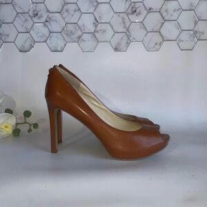 Guess Brown Leather Peep-Toe Heels Camel